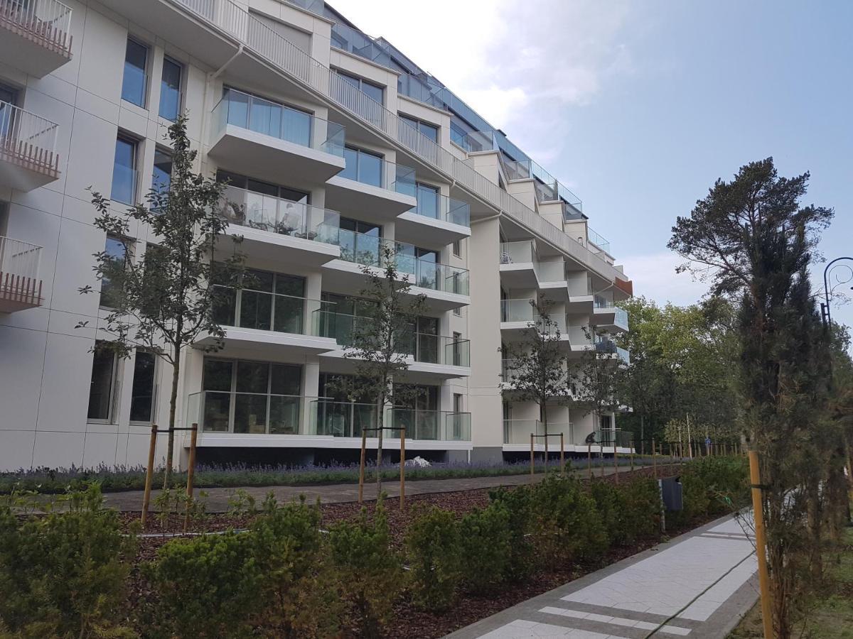Albus 112 Apartpark シフィノウイシチェ エクステリア 写真