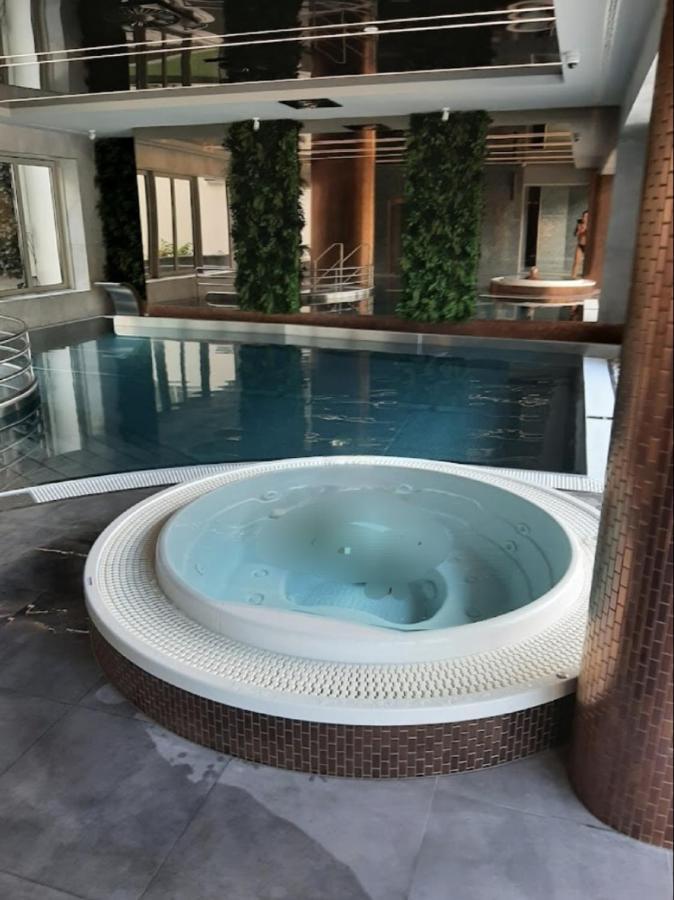 Albus 112 Apartpark シフィノウイシチェ エクステリア 写真